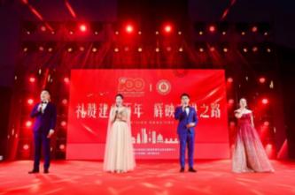 黄飞鸿去世后,其妻莫桂兰回忆:他相貌怪异,我们没什么夫妻感情